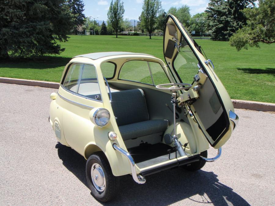  BMW Isetta 300 White 1957 года  (фото 3 из 8)